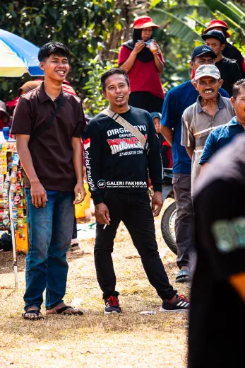 CRF07589