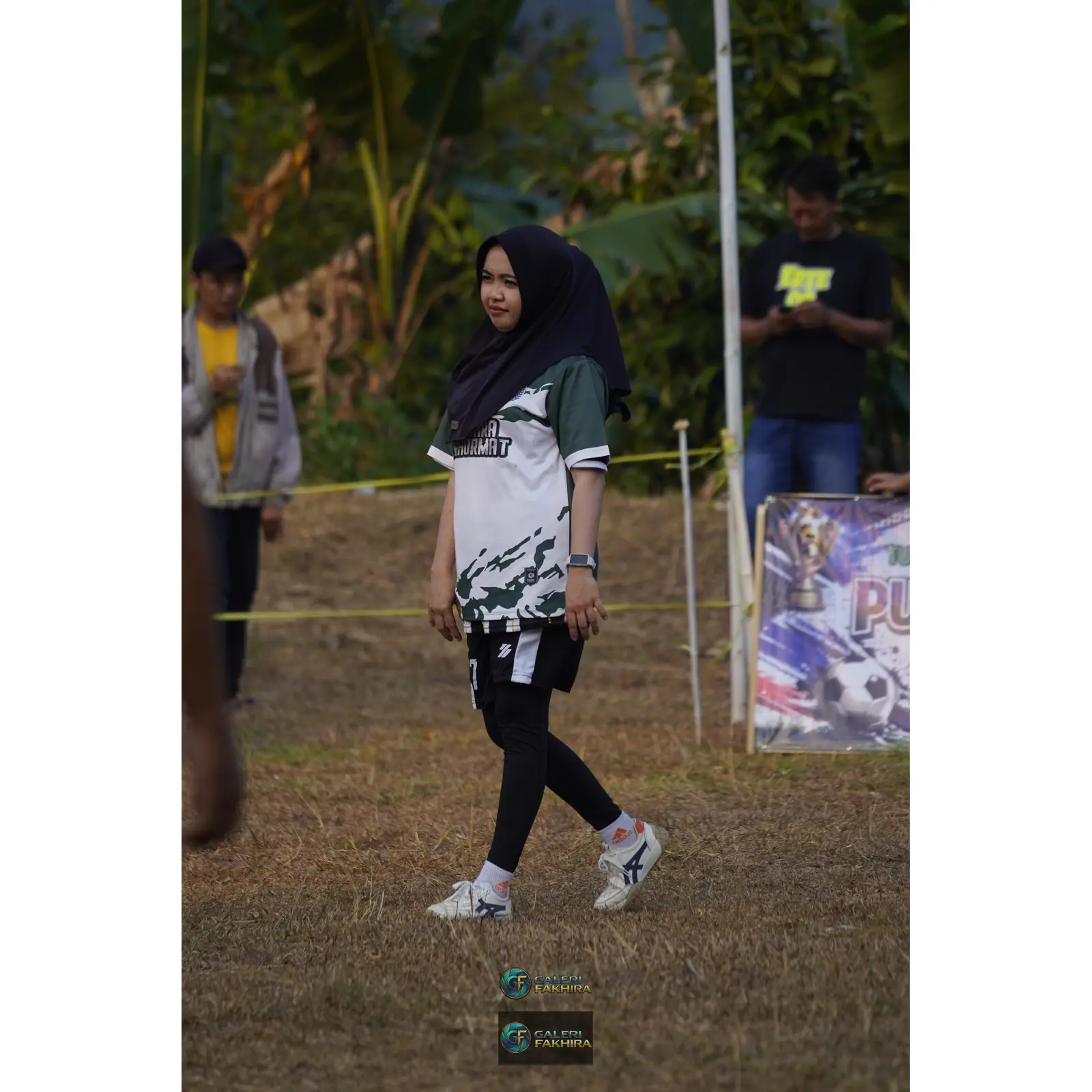 RT01 RW09 VS RT02 RW10 173