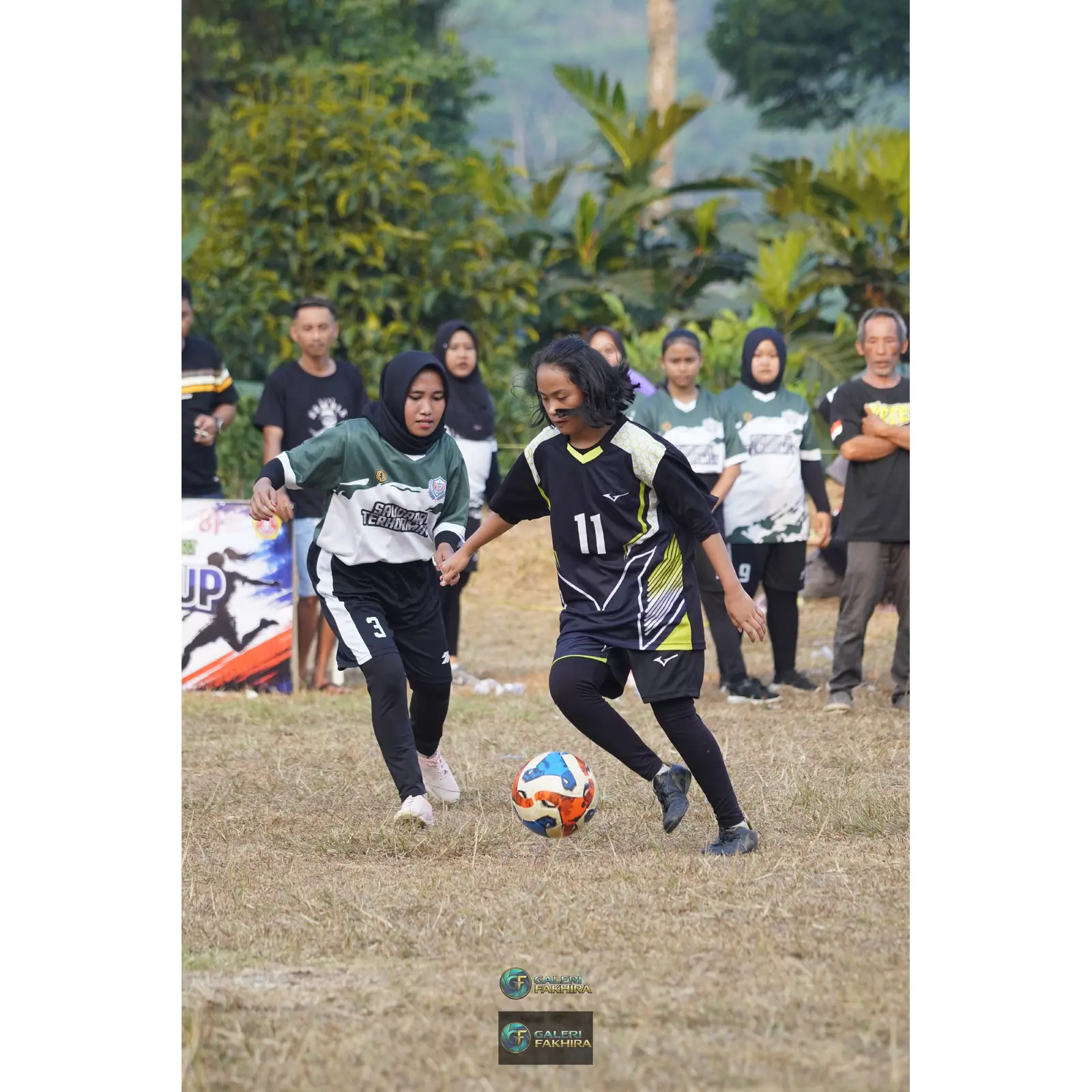 RT01 RW09 VS RT02 RW10 203