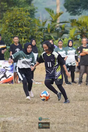 RT01 RW09 VS RT02 RW10 203