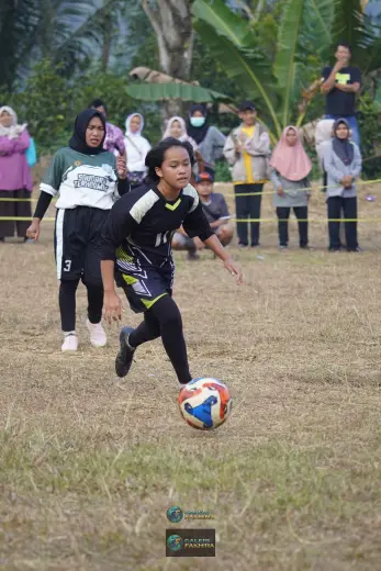 RT01 RW09 VS RT02 RW10 217