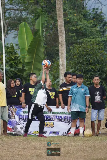 RT01 RW09 VS RT02 RW10 221