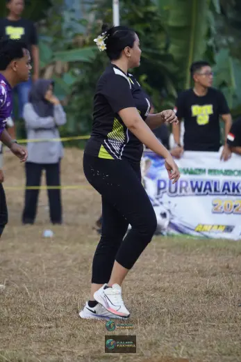 RT01 RW09 VS RT02 RW10 229