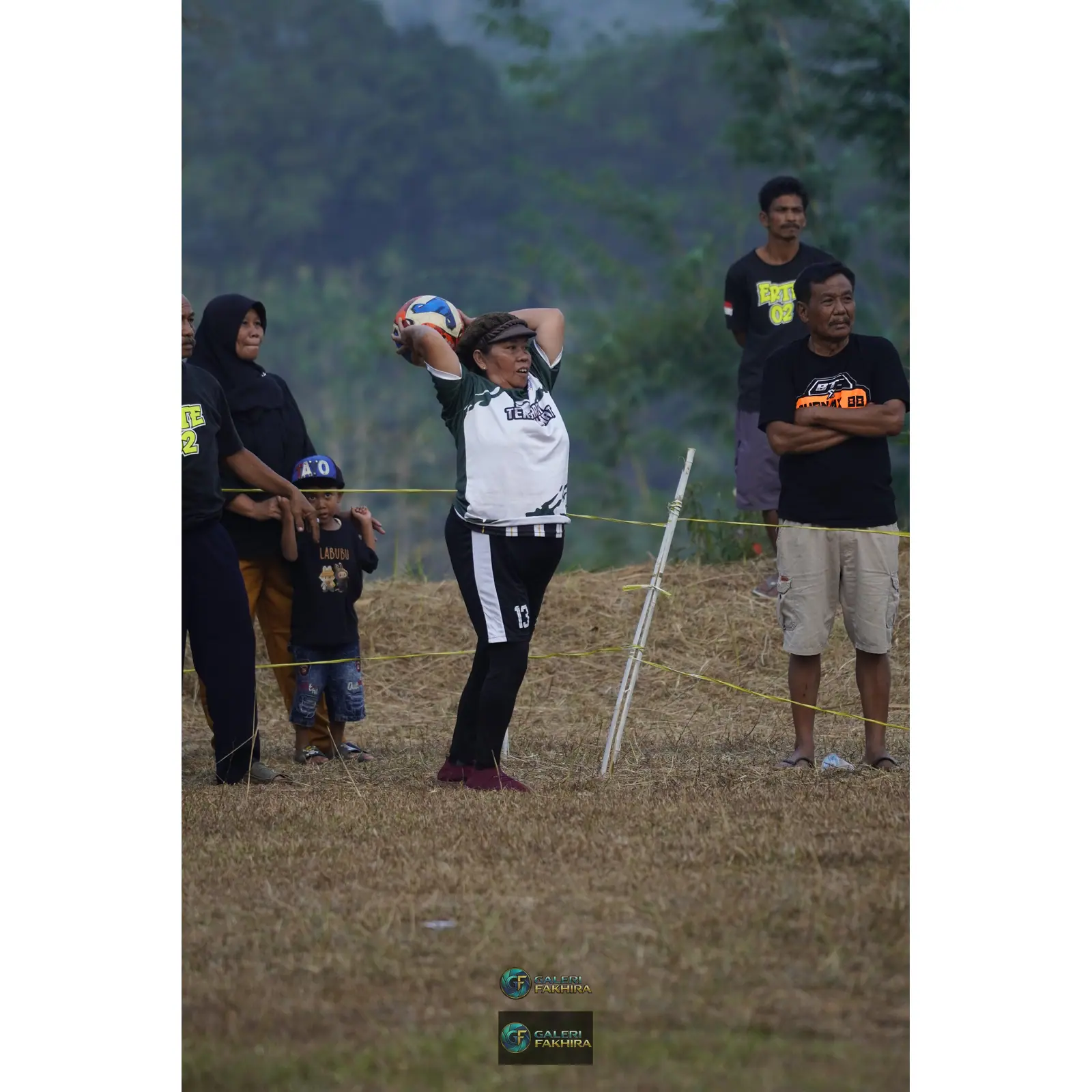 RT01 RW09 VS RT02 RW10 235