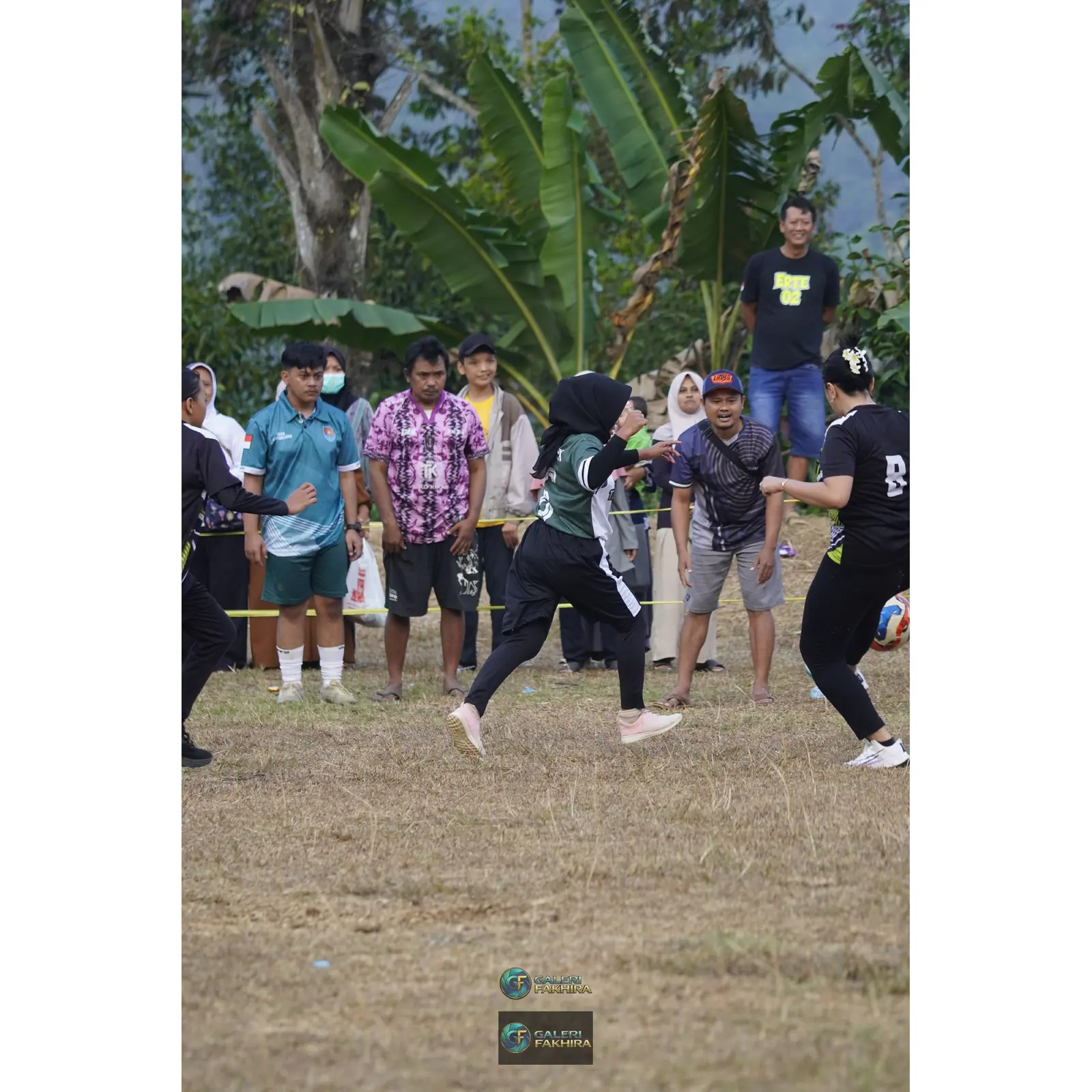 RT01 RW09 VS RT02 RW10 241
