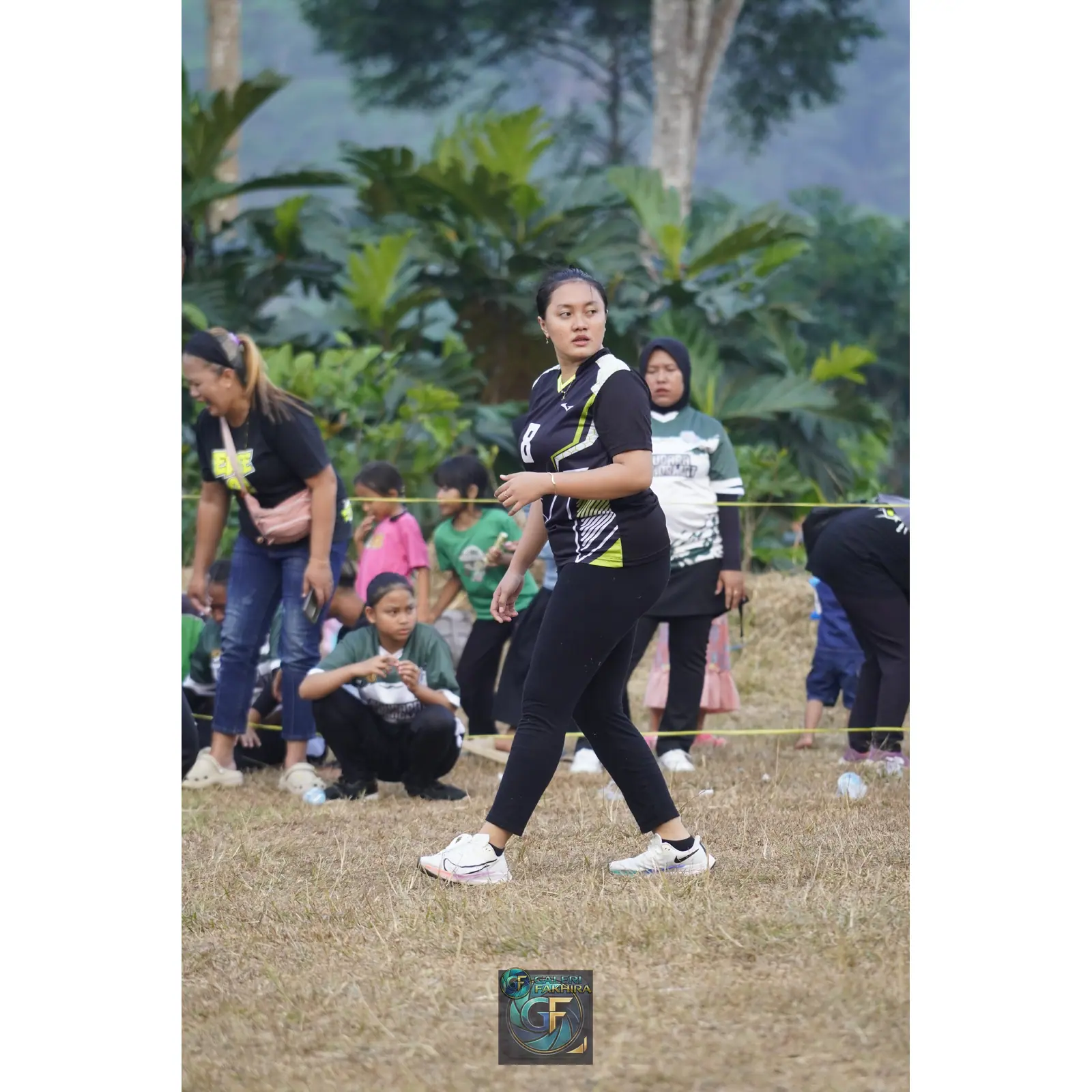 RT01 RW09 VS RT02 RW10 242