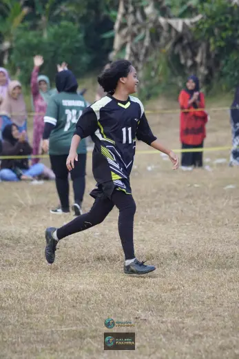 RT01 RW09 VS RT02 RW10 252