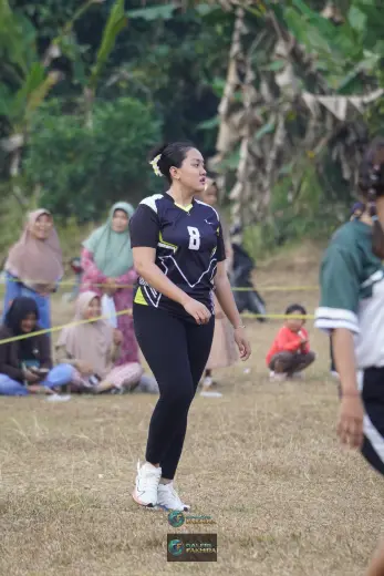 RT01 RW09 VS RT02 RW10 256