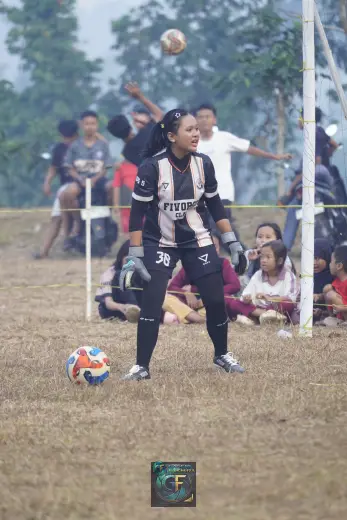 RT03 RW10 VS RT01 RW10 76